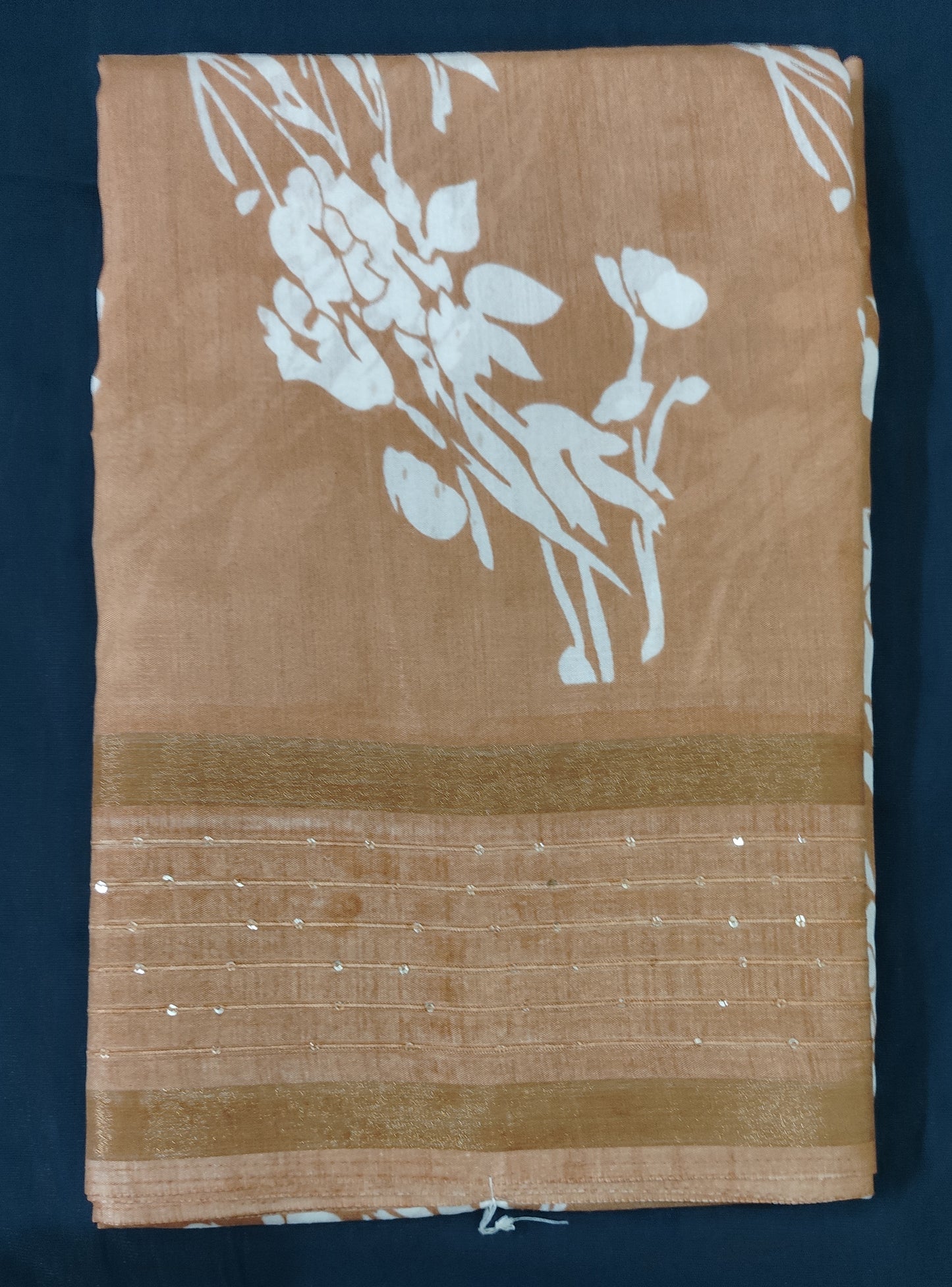 Dola silk saree ( semi)