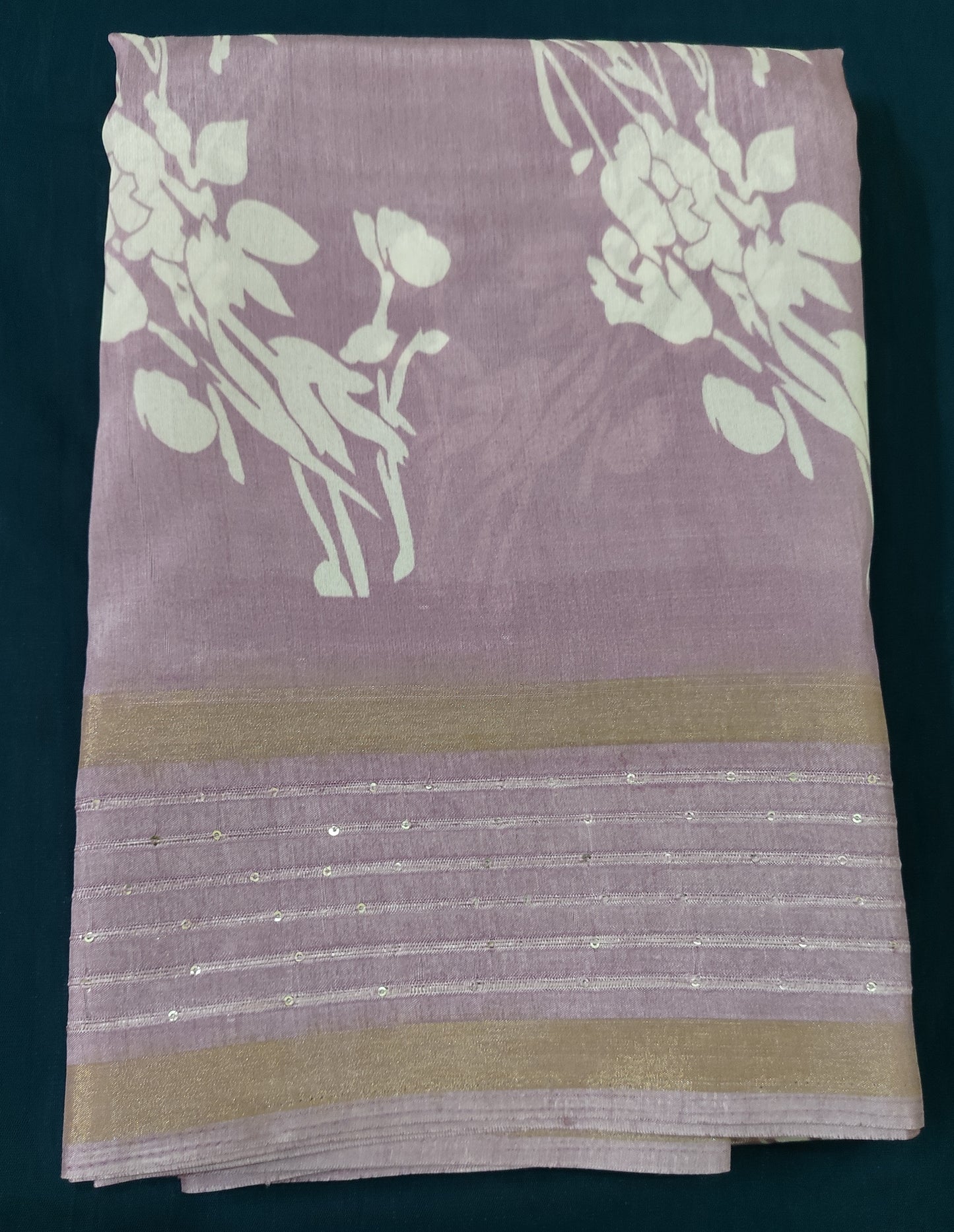 Dola silk saree ( semi)
